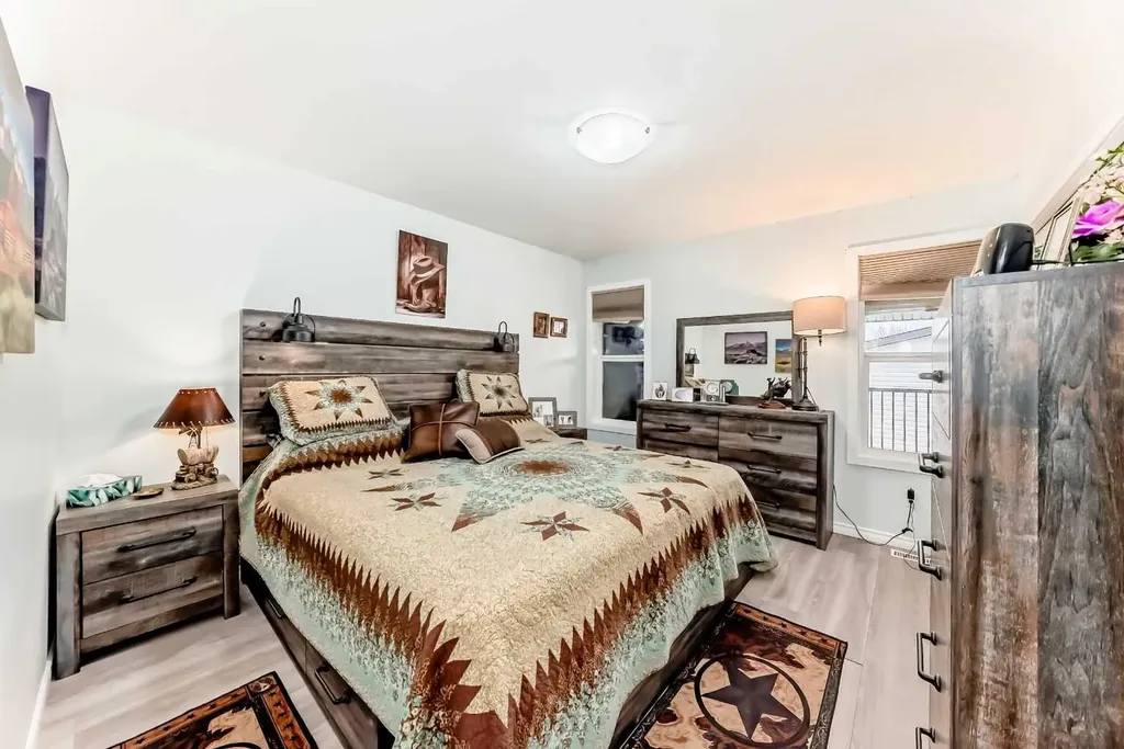 6315 60 Street Close Ponoka AB T4J1W1