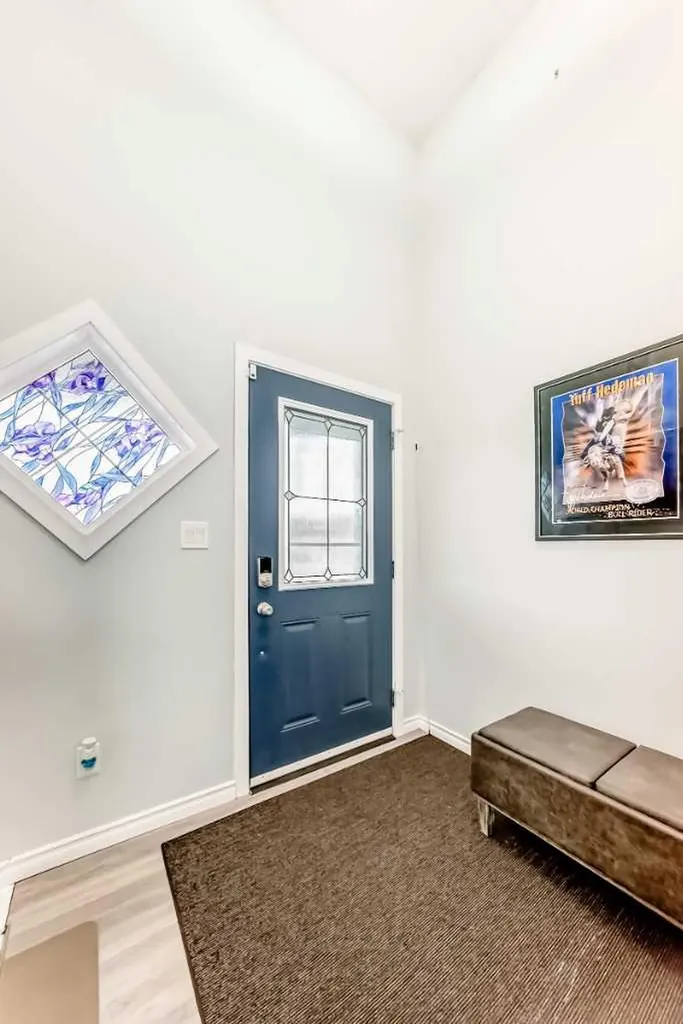 6315 60 Street Close Ponoka AB T4J1W1