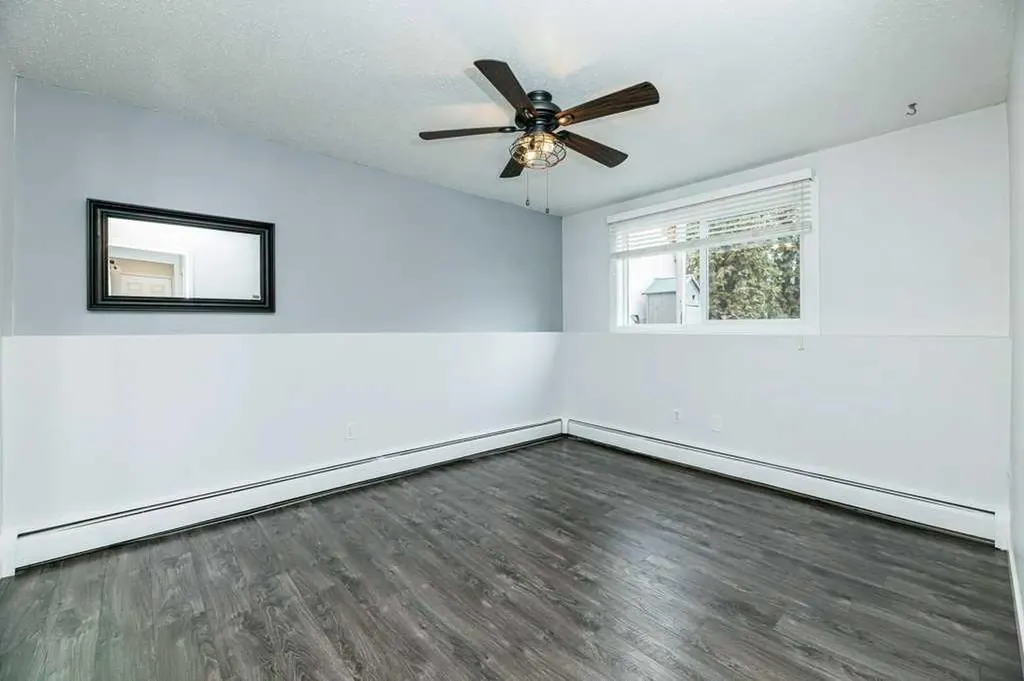 7 Stanton Street Red Deer AB T4N 0B9