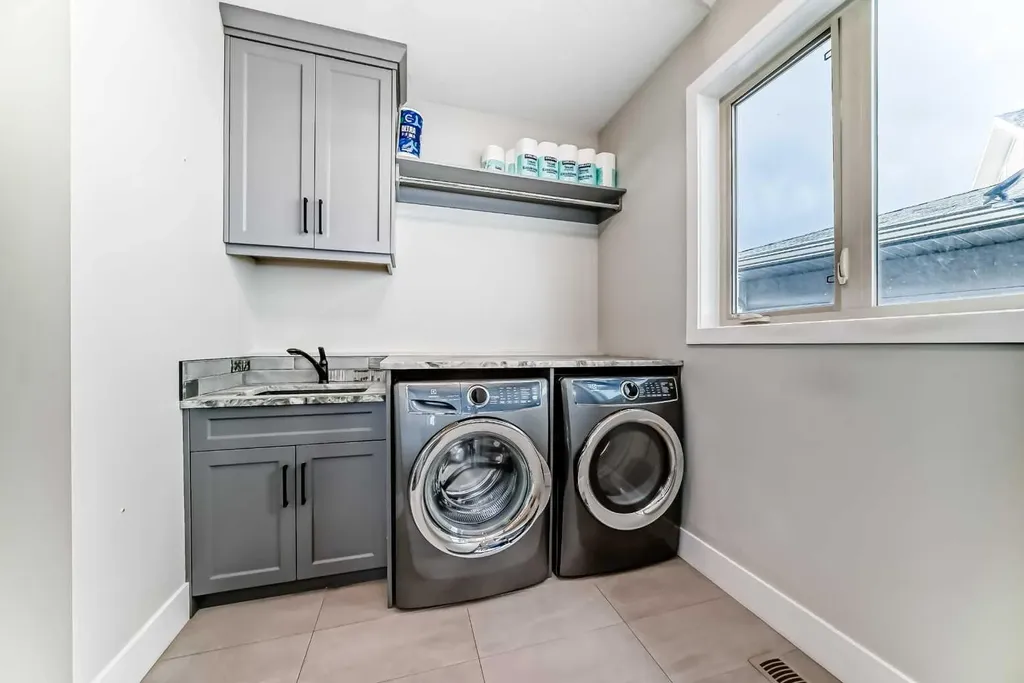 64 Walcrest View SE Calgary AB T2X 4G3