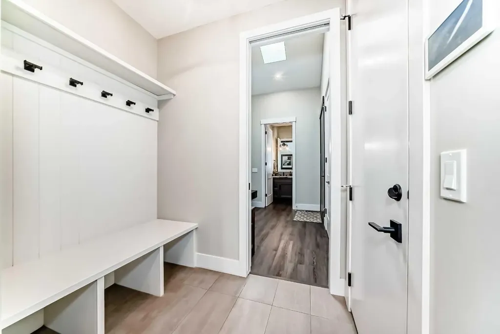 64 Walcrest View SE Calgary AB T2X 4G3