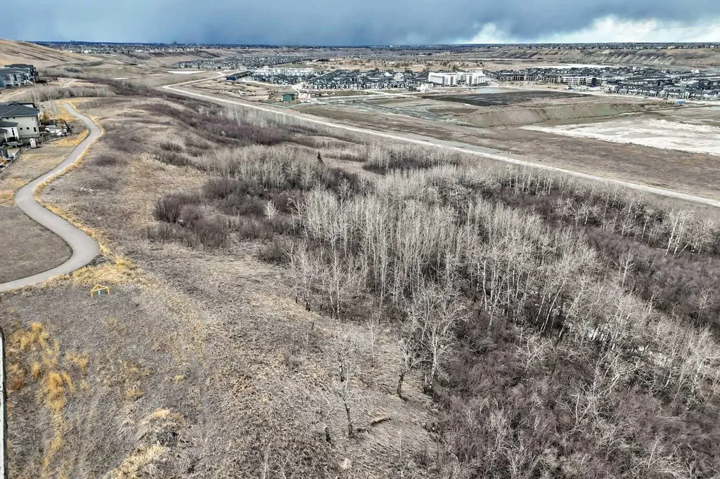 64 Walcrest View SE Calgary AB T2X 4G3