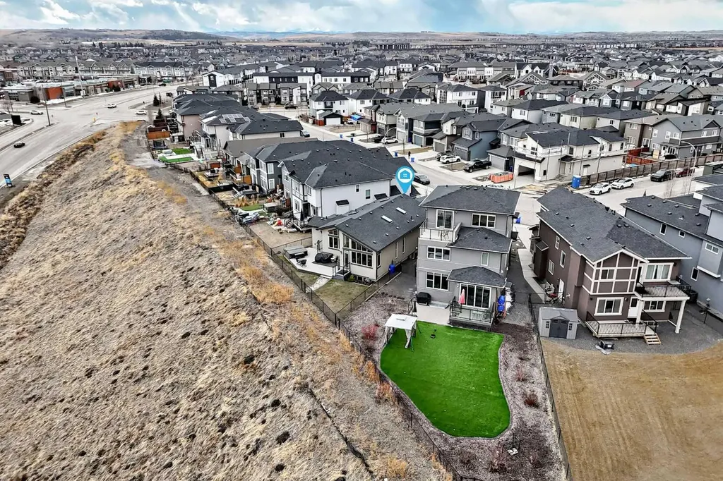64 Walcrest View SE Calgary AB T2X 4G3