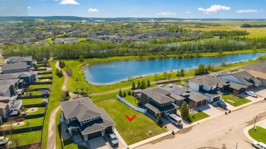 73 Valli Close Sylvan Lake AB T4S 0P2