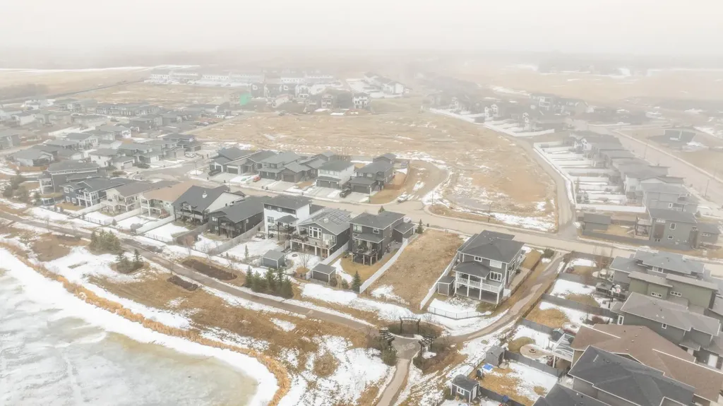 73 Valli Close Sylvan Lake AB T4S 0P2