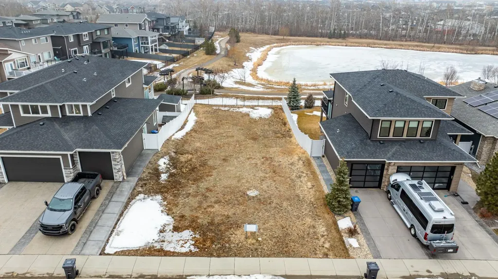 73 Valli Close Sylvan Lake AB T4S 0P2
