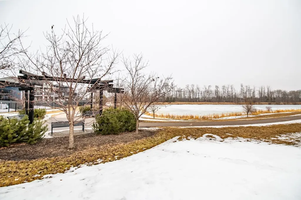 73 Valli Close Sylvan Lake AB T4S 0P2