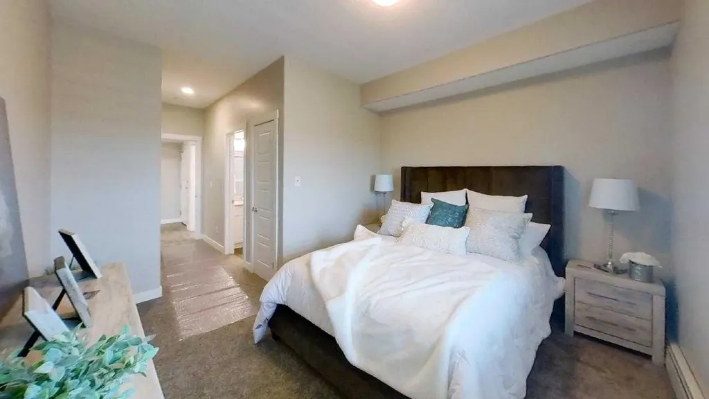499B Meadow Lake Court E Brooks AB T1R 0Y7