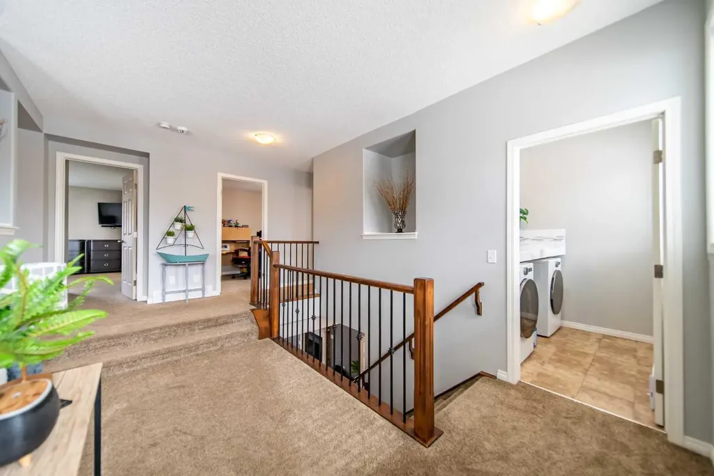 322 Windridge View SW Airdrie AB T4B 3R9