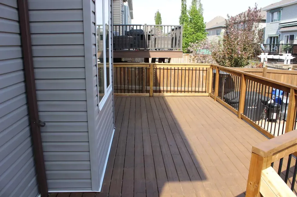 322 Windridge View SW Airdrie AB T4B 3R9