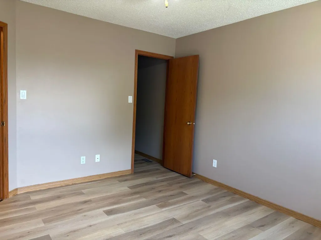 506 Columbia Boulevard W Lethbridge AB t1k 6t2