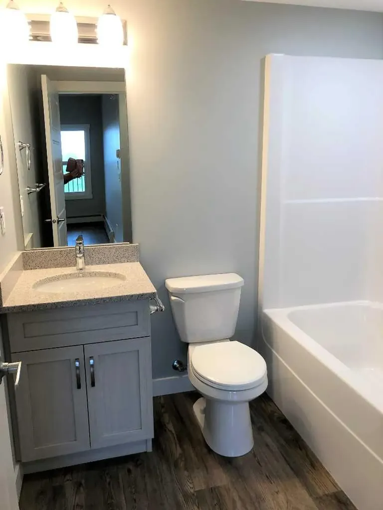 499B Meadow Lake Court E Brooks AB T1R 0Y7