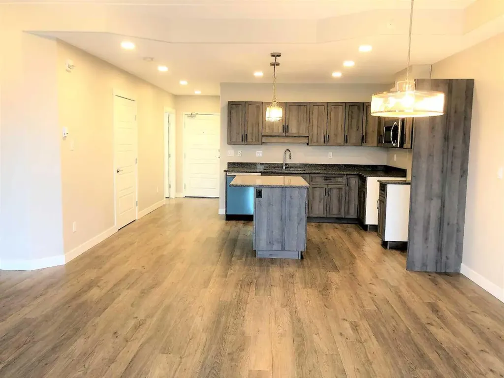 499B Meadow Lake Court E Brooks AB T1R 0Y7