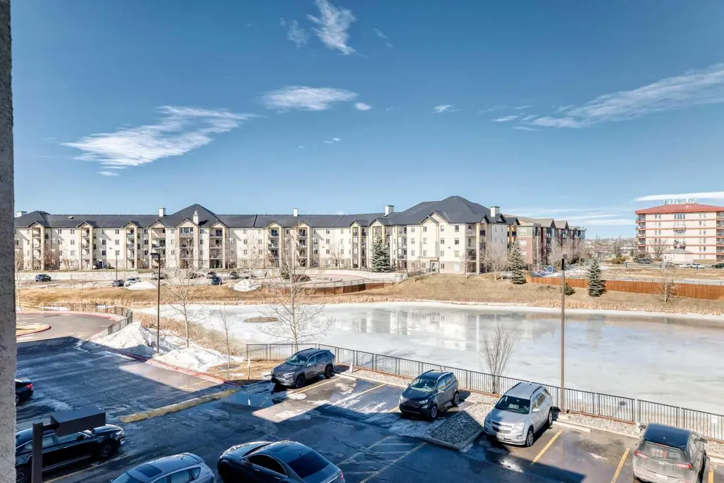 304 Mackenzie Way SW Airdrie AB T4B 3H6