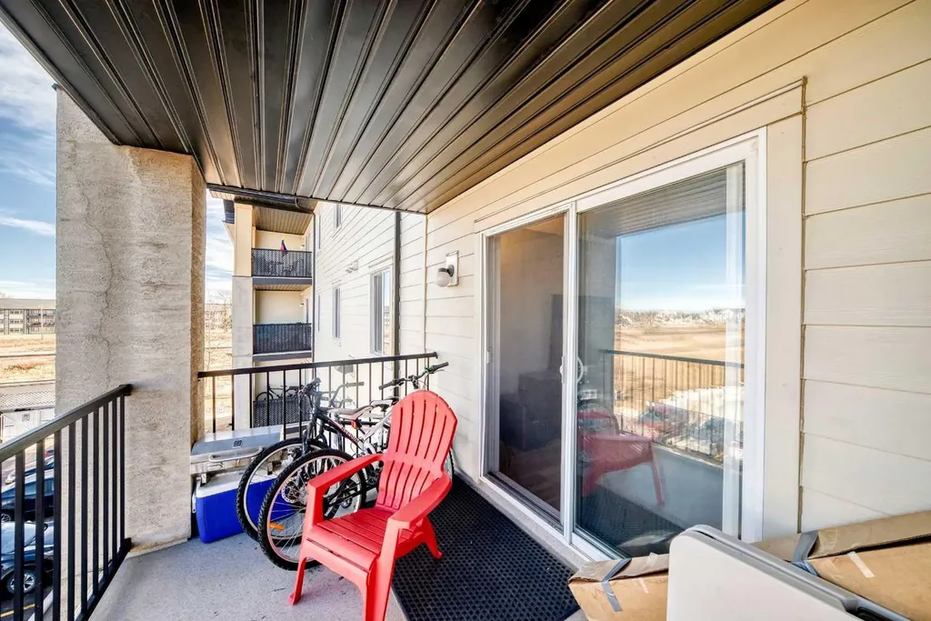 304 Mackenzie Way SW Airdrie AB T4B 3H6