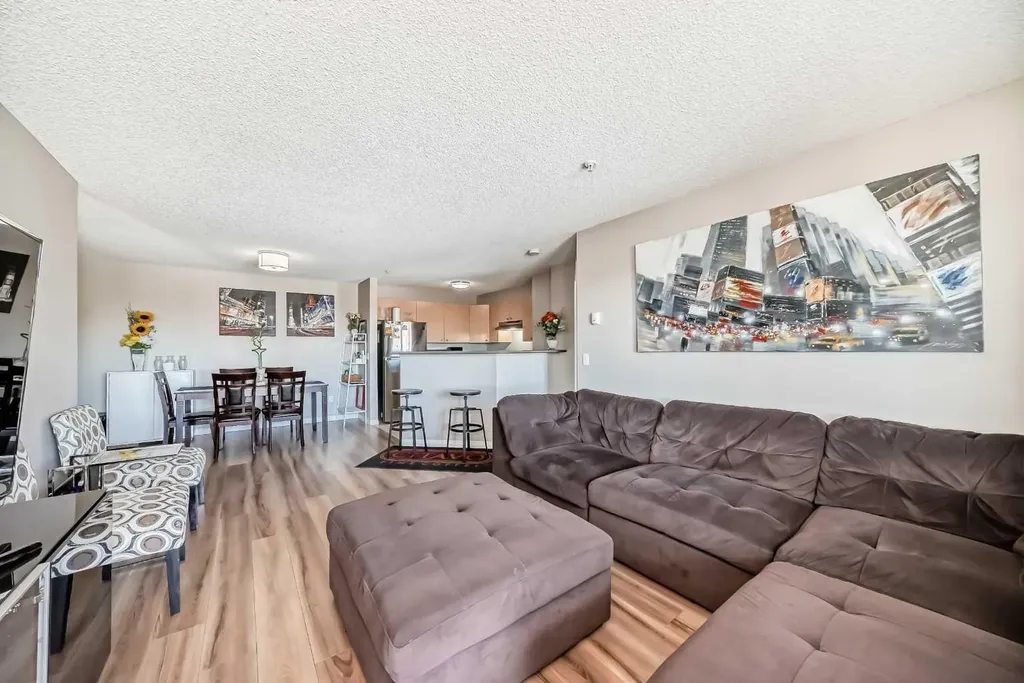 304 Mackenzie Way SW Airdrie AB T4B 3H6