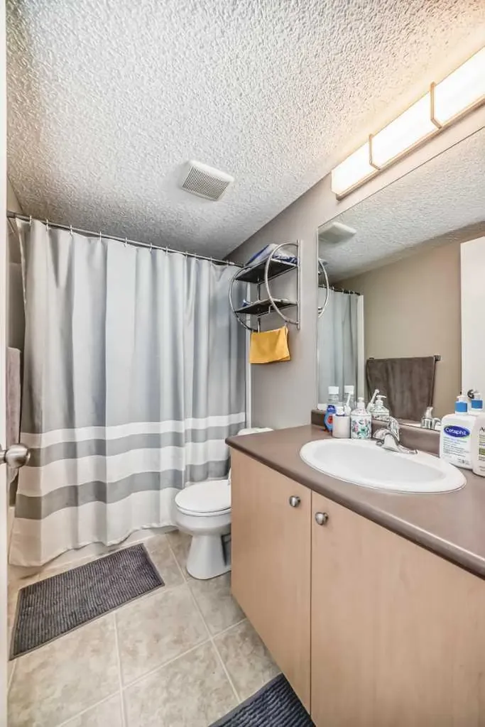 304 Mackenzie Way SW Airdrie AB T4B 3H6