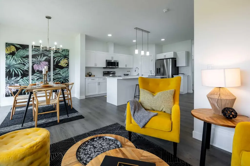 300 Edgefield Close Strathmore AB T1P 2H9