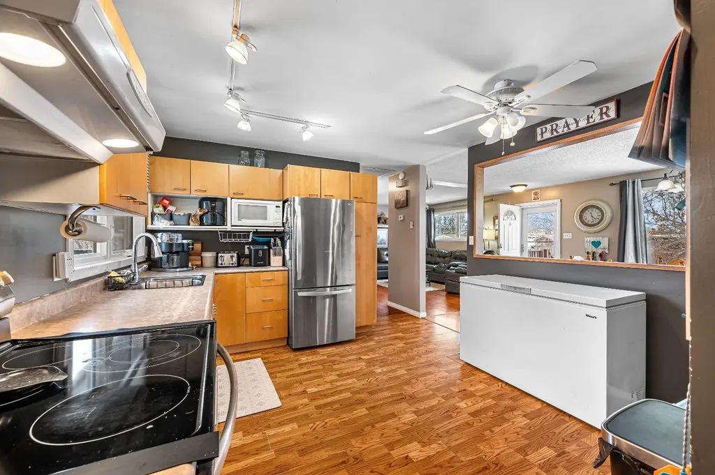 213 3 Street W Lashburn SK S0M 1H0