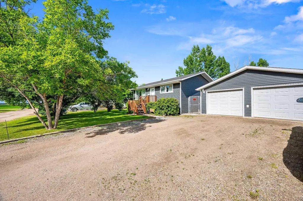 213 3 Street W Lashburn SK S0M 1H0