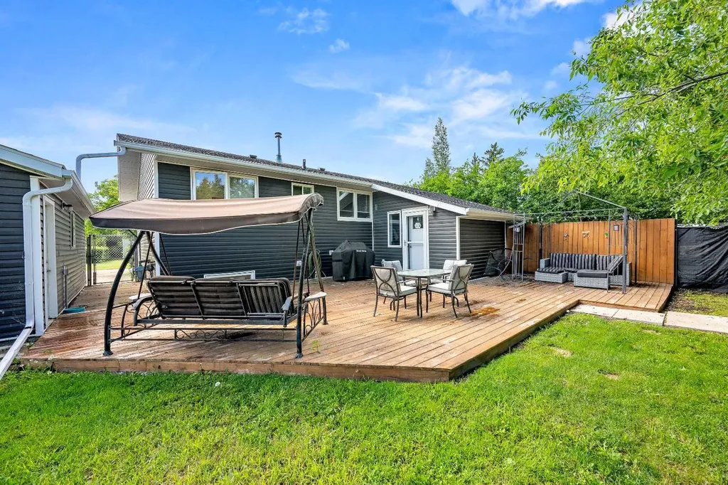 213 3 Street W Lashburn SK S0M 1H0
