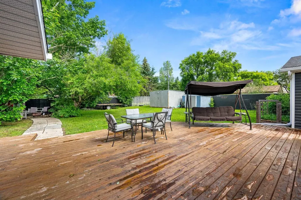 213 3 Street W Lashburn SK S0M 1H0