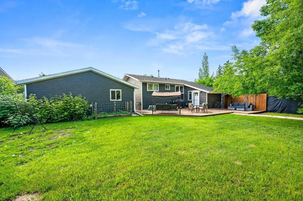 213 3 Street W Lashburn SK S0M 1H0