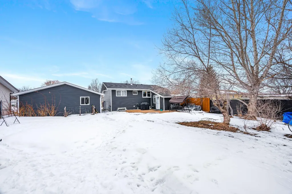 213 3 Street W Lashburn SK S0M 1H0