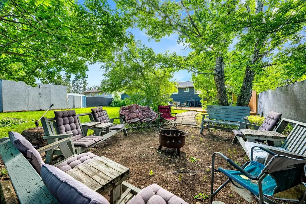 213 3 Street W Lashburn SK S0M 1H0