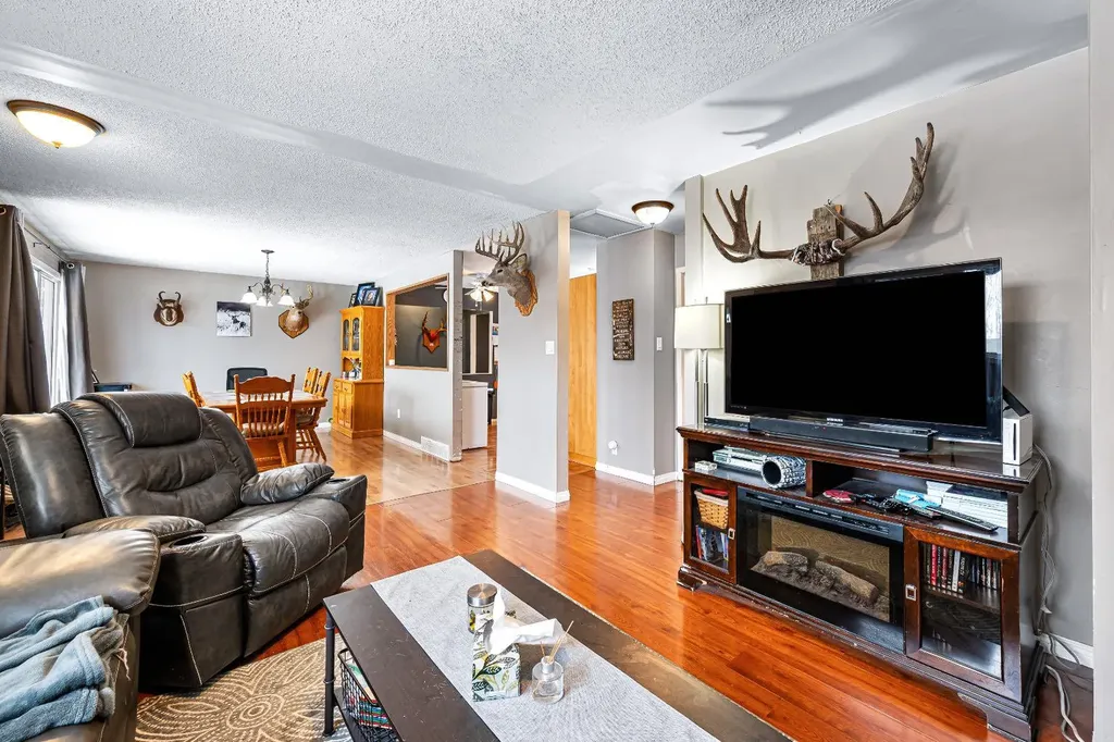 213 3 Street W Lashburn SK S0M 1H0
