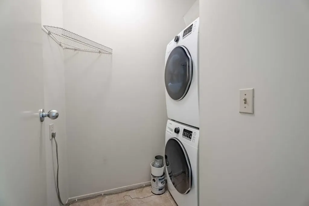 1234 Edenwold Heights NW Calgary AB T3A 3T5
