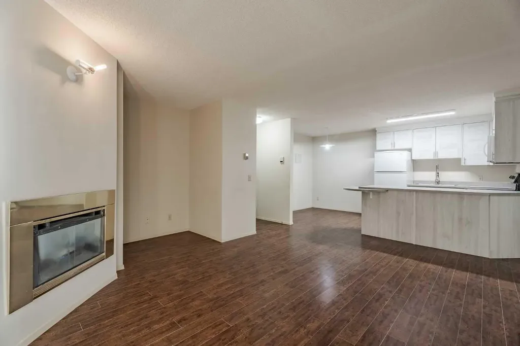 1234 Edenwold Heights NW Calgary AB T3A 3T5