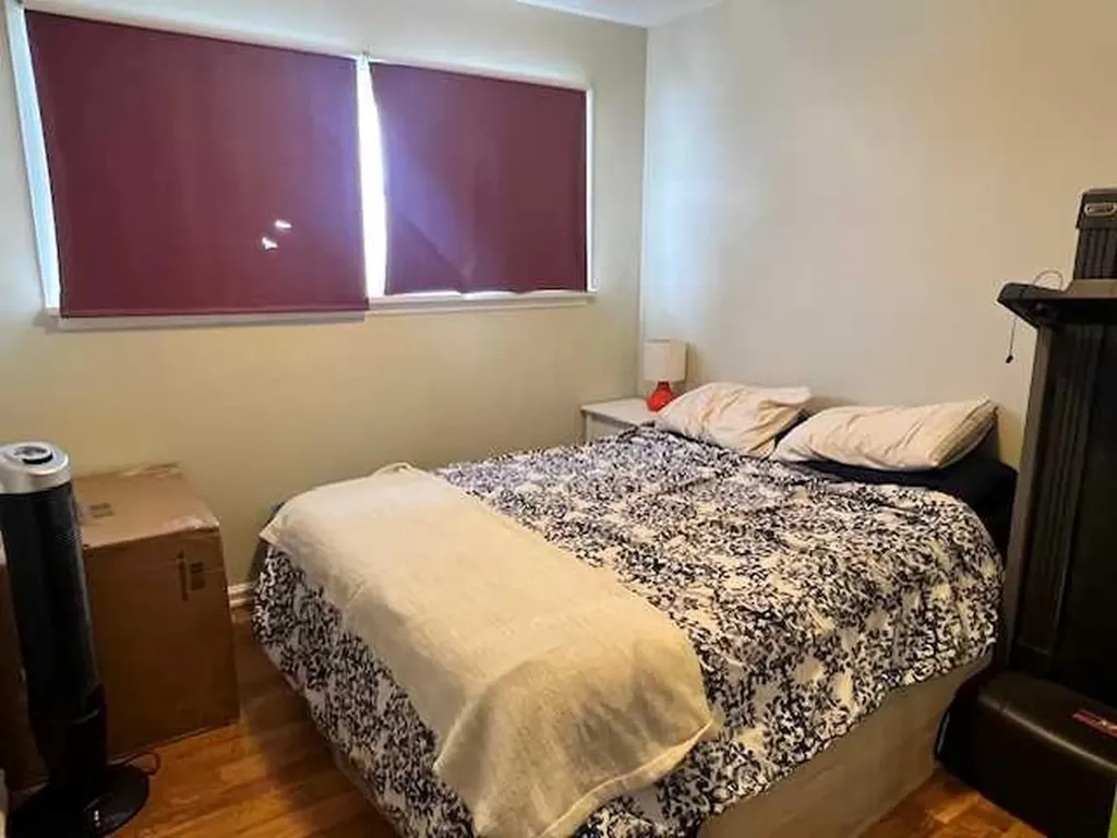 5117 49 Avenue Forestburg AB T0B 1N0