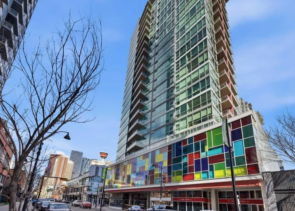 135 13 Avenue SW Calgary AB T2R 0W8