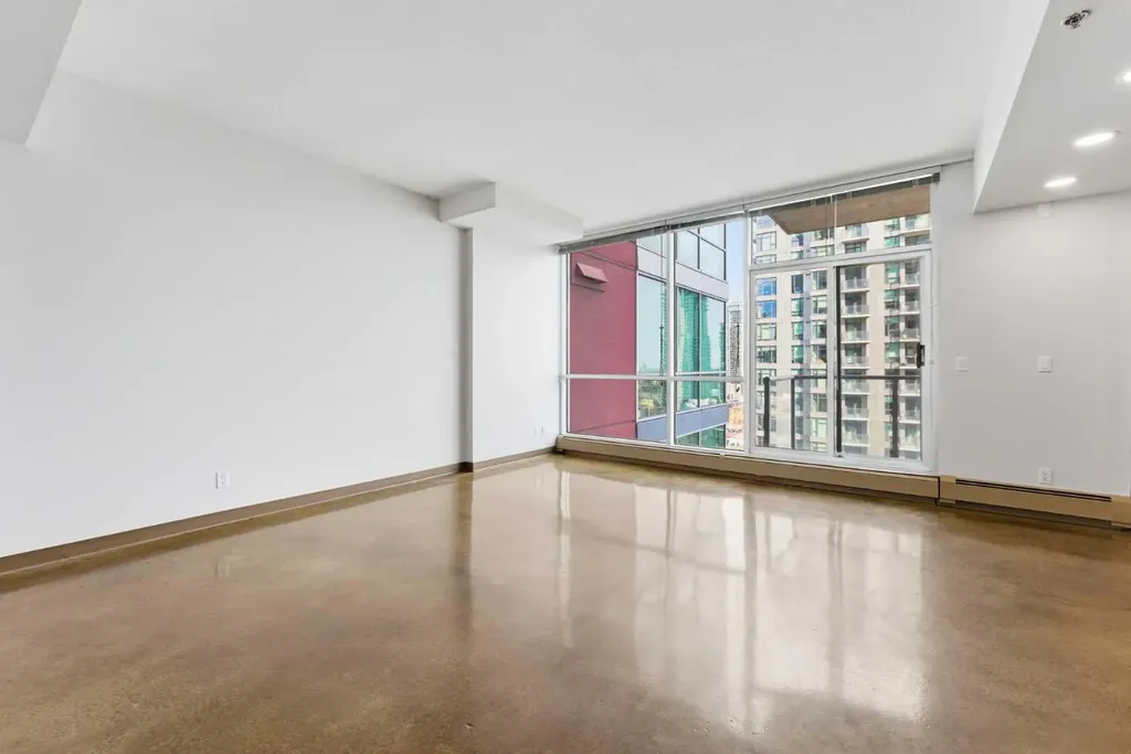 135 13 Avenue SW Calgary AB T2R 0W8
