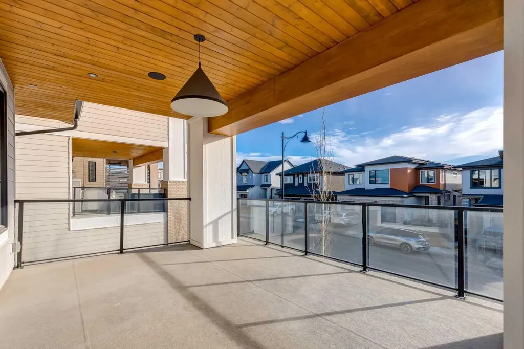 40 Timberline Way SW Calgary AB T3H0W3