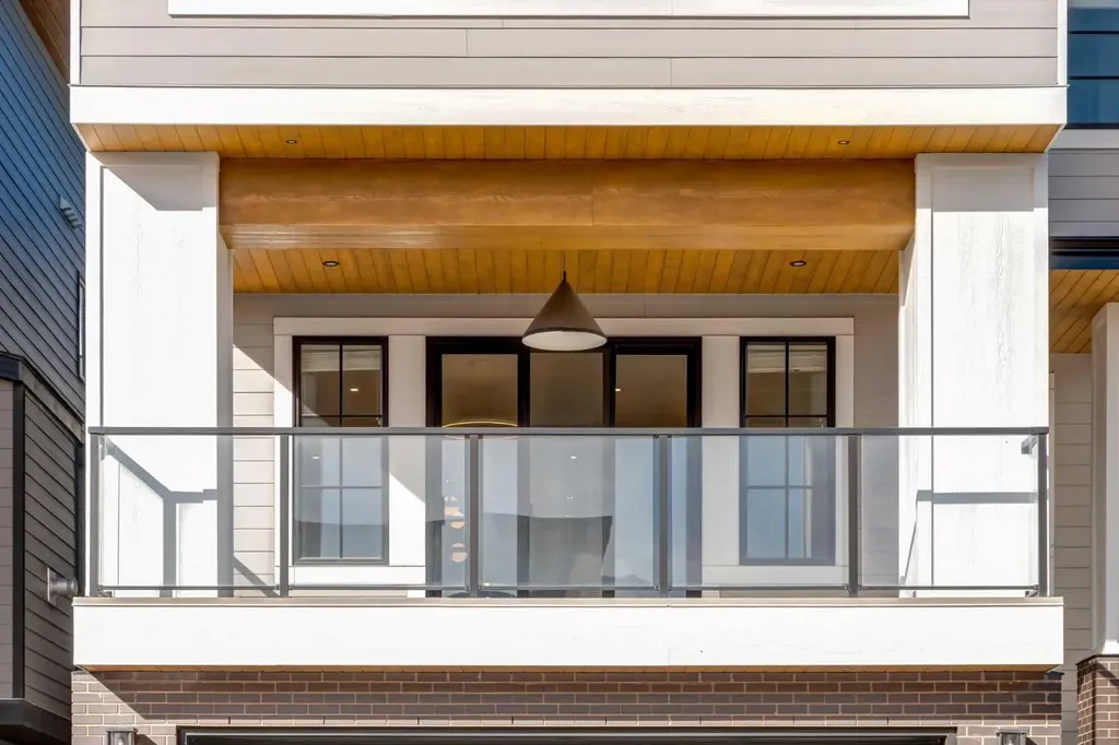 40 Timberline Way SW Calgary AB T3H0W3