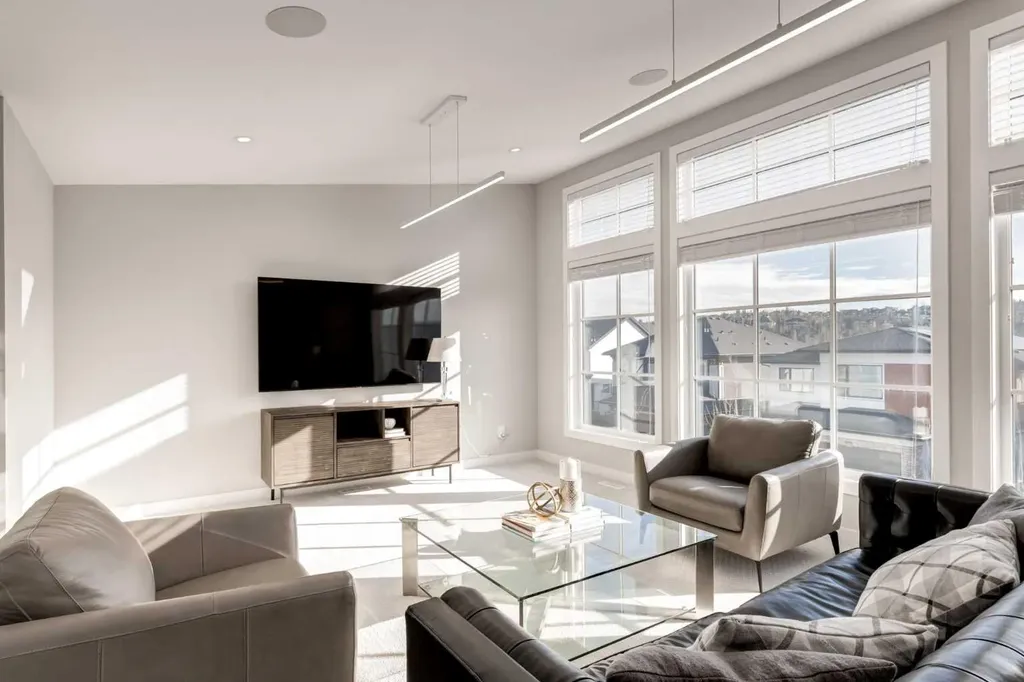 40 Timberline Way SW Calgary AB T3H0W3