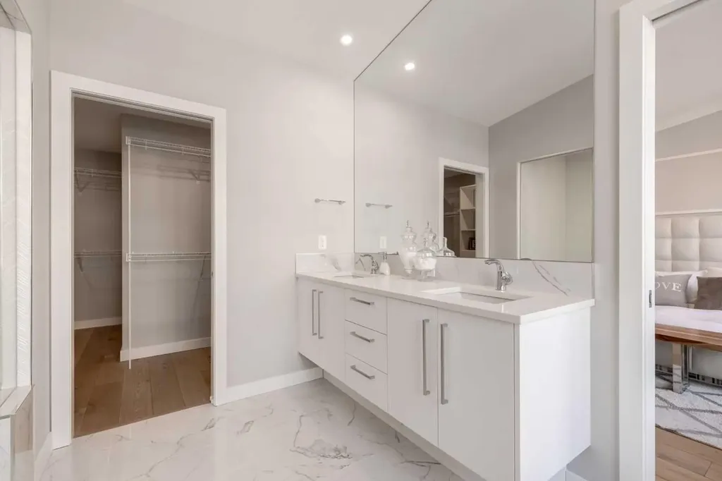 40 Timberline Way SW Calgary AB T3H0W3