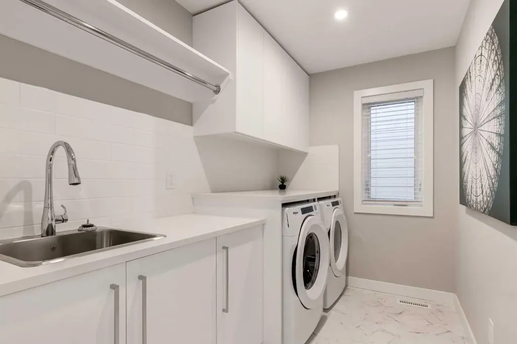 40 Timberline Way SW Calgary AB T3H0W3