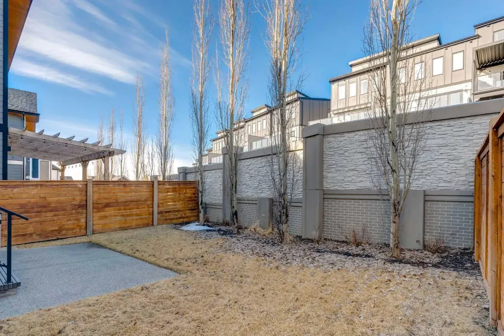 40 Timberline Way SW Calgary AB T3H0W3