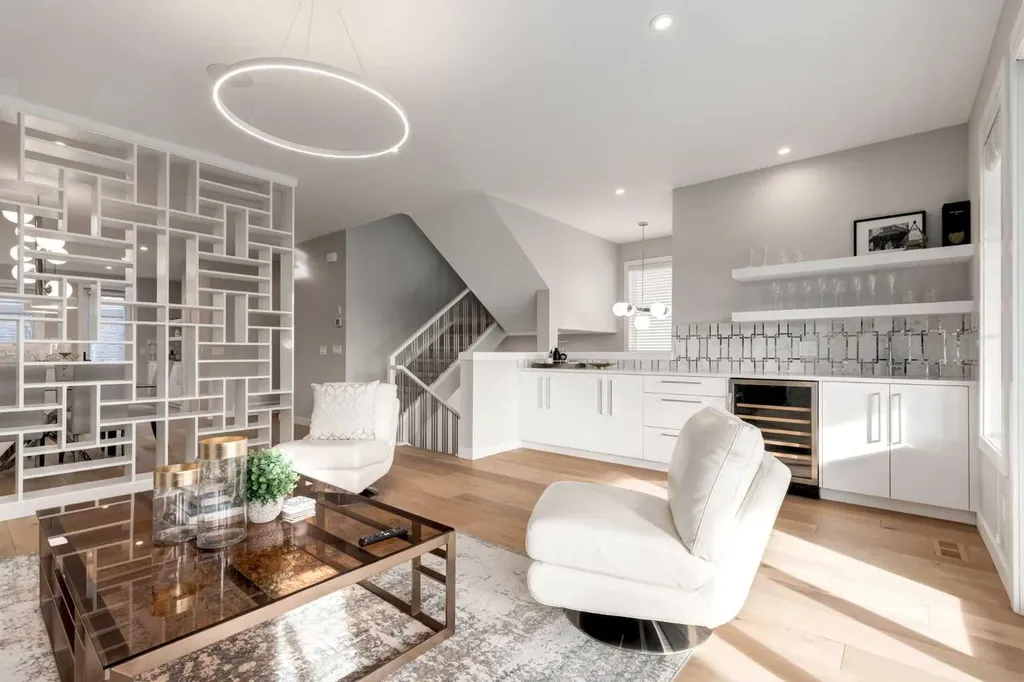 40 Timberline Way SW Calgary AB T3H0W3