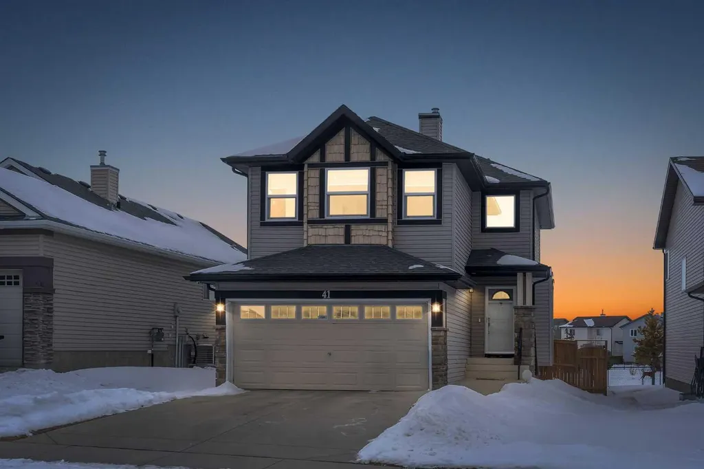 41 Royal Birch Terrace NW Calgary AB T3G 5N7
