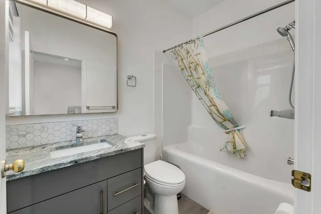 41 Royal Birch Terrace NW Calgary AB T3G 5N7