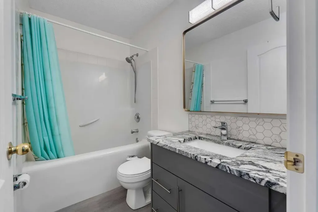 41 Royal Birch Terrace NW Calgary AB T3G 5N7