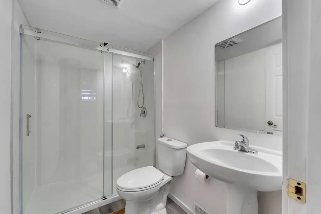 41 Royal Birch Terrace NW Calgary AB T3G 5N7