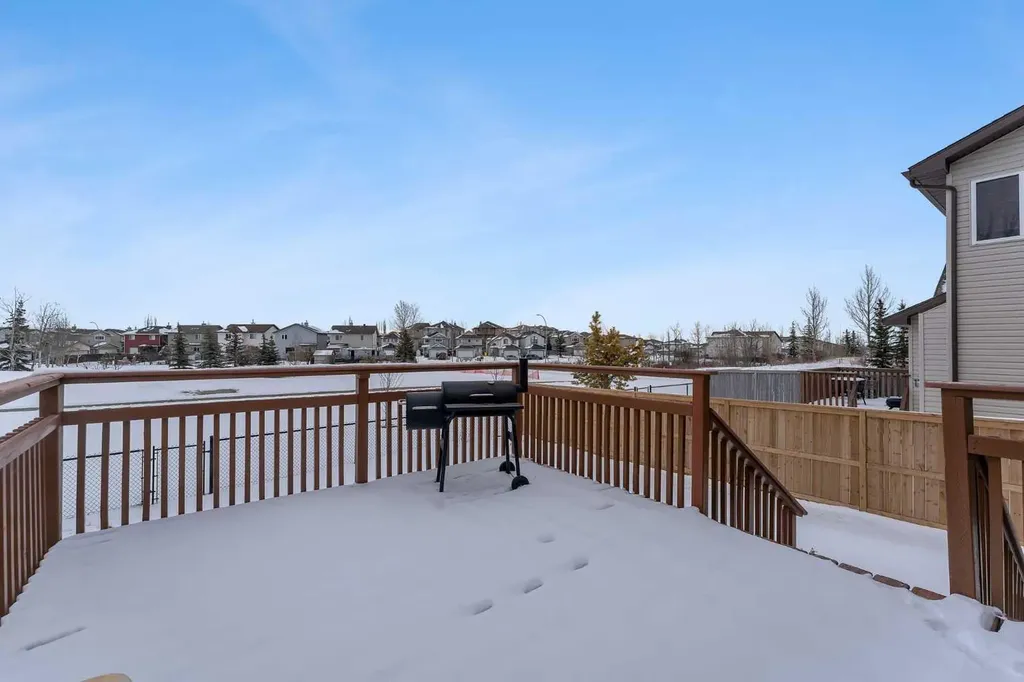 41 Royal Birch Terrace NW Calgary AB T3G 5N7