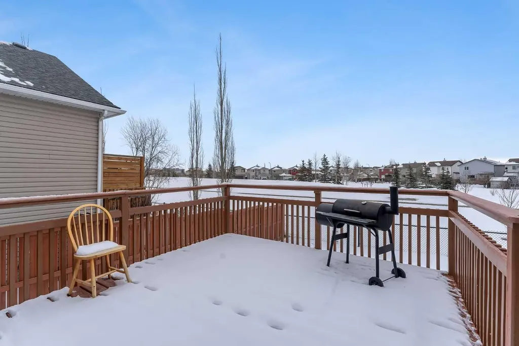 41 Royal Birch Terrace NW Calgary AB T3G 5N7