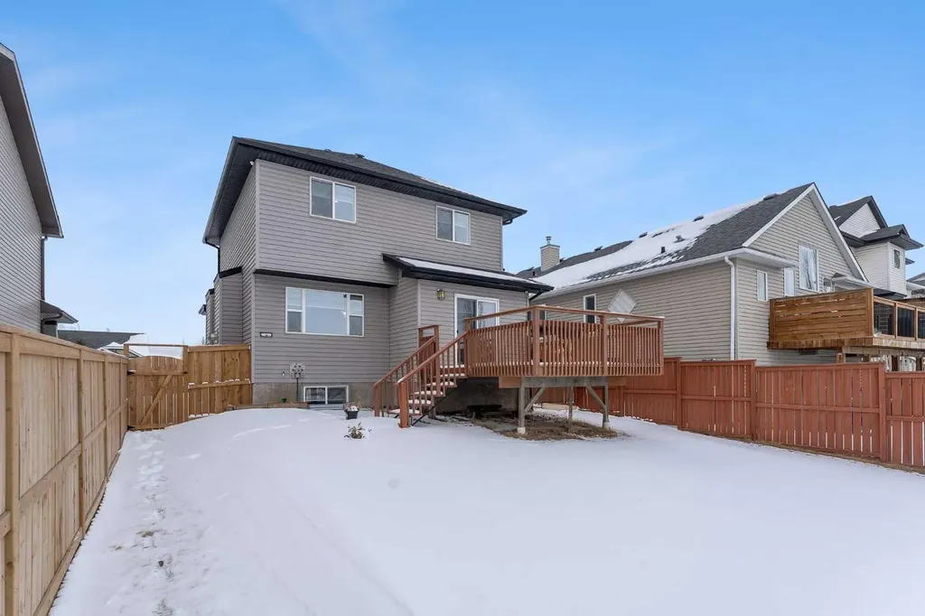 41 Royal Birch Terrace NW Calgary AB T3G 5N7