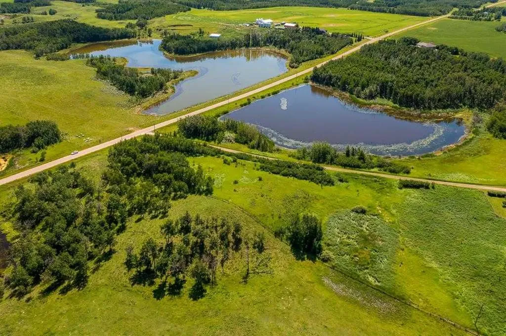 38324 Range Road 244 Rural Lacombe County AB T0M 0Y0
